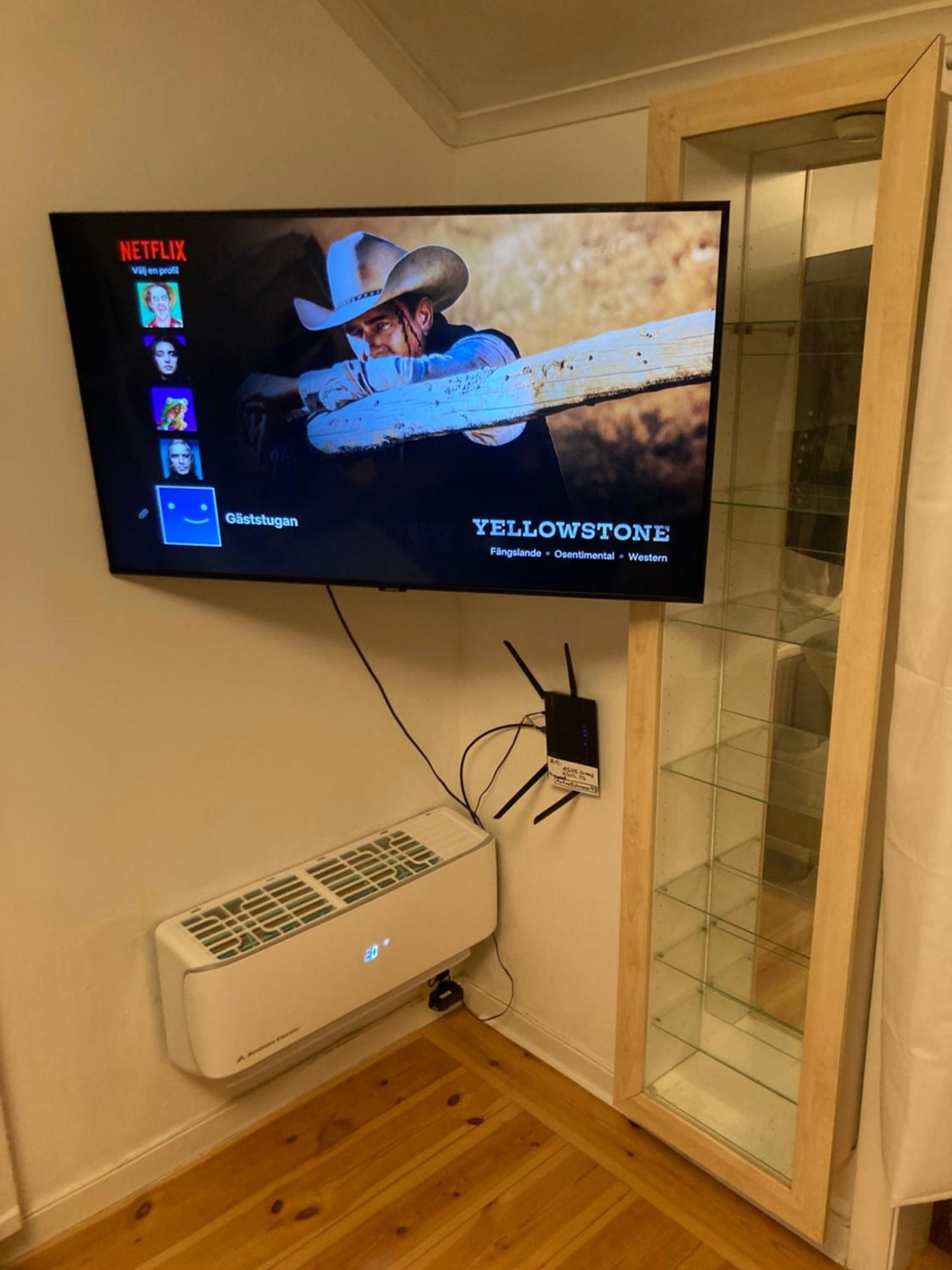 Sandbergs Stuga Vendelso Buitenkant foto